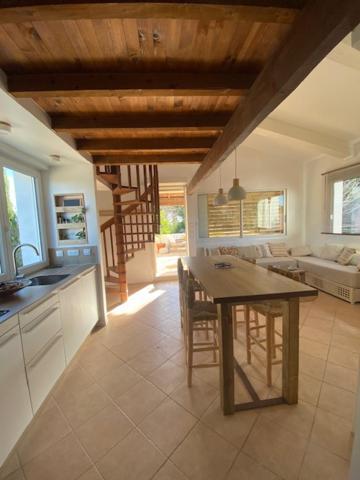 Petit Mas Calme Typique Du Sud ! Villa Valergues Exterior photo